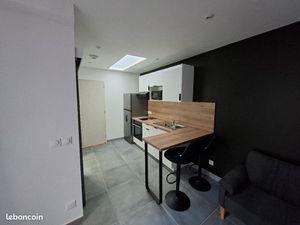 T2 meublé procge du port