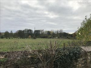 Terrain 2 050 m² Charenton Du Cher