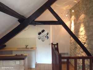 Appartement studio 1er étage