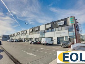 Local d'activité 231 m²