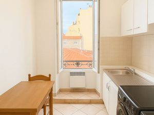 Joli studio plein centre de Nice