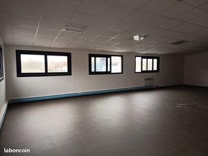 Bureaux 72 m² La Ville-aux-Dames