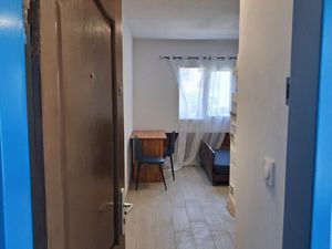 Studio rénové – cashflow positif – 1er achat ou investissement – 79 000