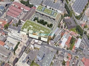 Local d'activité 1 600 m²