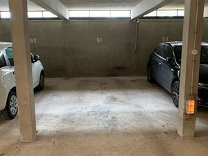 Place de parking sous terrain résidence sécurisée