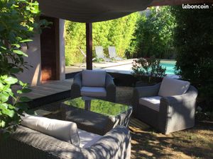 Maison 2/3 chambres jardin BBQ Wifi proche commerces et transports