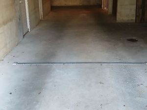 Parking/box 10 m² SAINTES