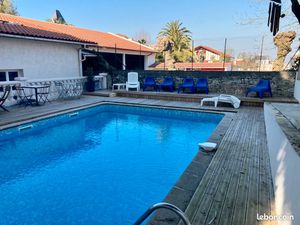 Bel appartement  piscine  parking  hyper centre