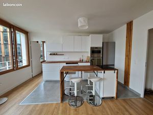 F5 neuf 86 m2 entièrement meublé proche station. DPE B.Colocation ok