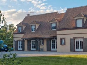 Maison à Saint-Valérien 89150