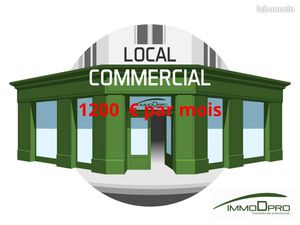 Local commercial 130 m²