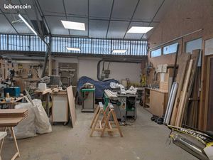 Location espace dans un atelier bois