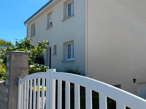 Maison 120 m2 - 4 chambres - Sous-sol - proche centre  gare et écoles - Fismes