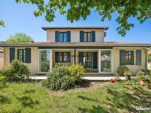 Villa 7 pièces 158 m²