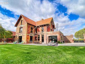 Maison 10 pièces 400 m²