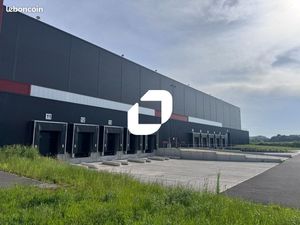 Local industriel 20 047 m²