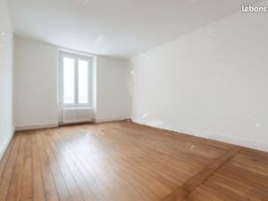 Bureau 22m² CENTRE VILLE ETAMPES