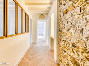 PLACE ROYALE - Bureaux de prestige dans le centre historique