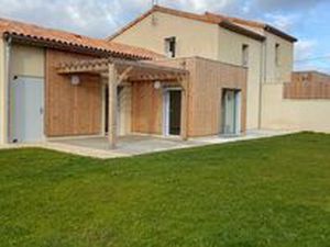 Maison à louer à Fontivillié