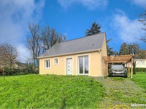Maison récente de plain-pied  4 pièces  70 m2  Sillé-le-Guillaume