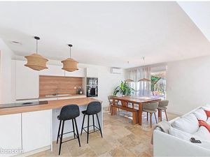 Maison Carbon blanc 6 pièces 148 m2