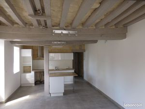 Charmant F3 avec courette