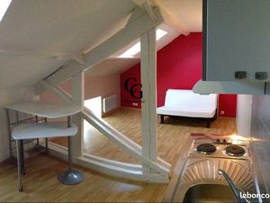 Studio 1 pièce 17 m²