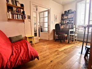 Métro Robespierre 2 pièces - 27 m2