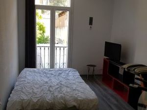 Grand studio au calme avec balcon sans vis à vis