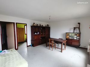 Maison + Hangar Fort Potentielle 5 min Brest ~ 15000/ an