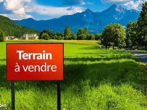 Terrain 560 m² Bobital