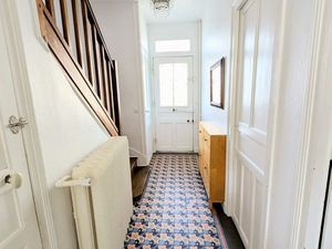 Charmante meulière de 1929 – 80 m² – 4 pièces – Terrasse & jardin arboré