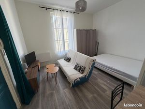 ? Studio coup de cœur avec TERRASSE PRIVÉE – Vrai lit & Tout équipé – Châtellerault Centre