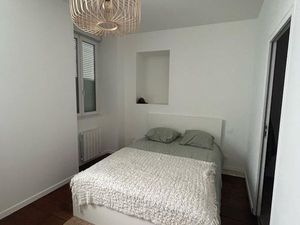 Particulier loue t2 refait a neuf centre ville avec terrasse