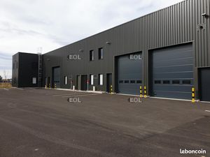 Local bureaux 282 m²