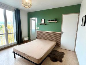 Studio meublé + parking sécurisé - secteur cathédrale