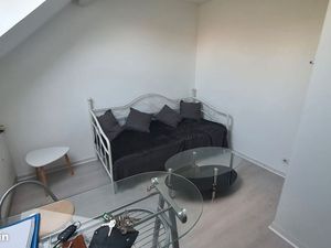 Tout petit studio meublé proche Melun