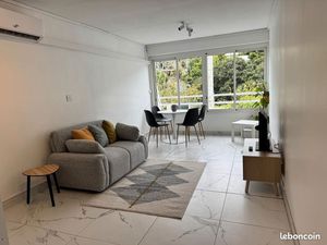 Studio 1 pièce 37 m²