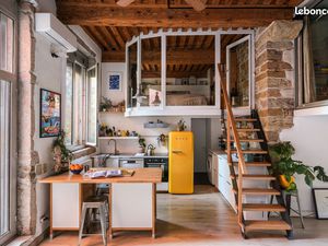 Location meublé 80m2 coeur de la Croix Rousse - Jardin exceptionnel privatif + pkg voiture