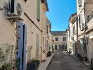 Arles trinquetaille Maison de ville