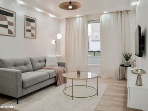 T2 entièrement rénové et meublé – balcon – parking privatif – proche gare