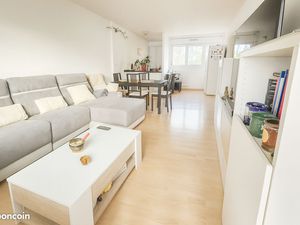 Grand 4 pièces lumineux et fonctionnel - Gare à pied