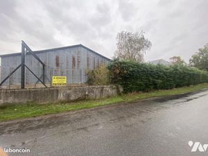 Local Divers 376 m² ST NAZAIRE