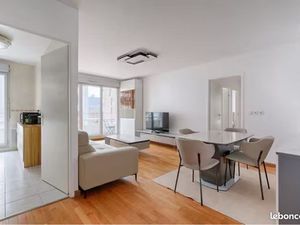 Appartement à louer 15e