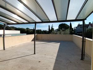 Magnifique 2p Meuble a l Année  st jacques