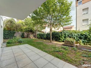 Superbe rez de jardin