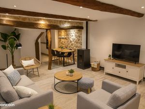 Maison de village 5 pièces 150m²