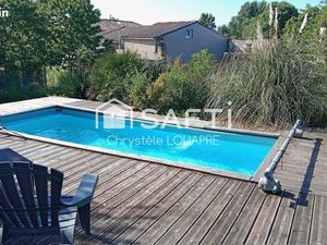 Propriété 7 pièces 244 m²