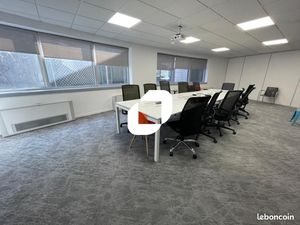 Bureau 349 m²