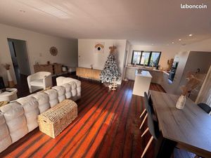 Maison moderne avec piscine  jardin arboré & terrasse – Biganos